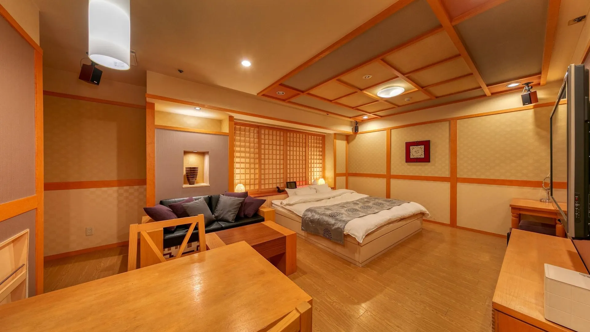 ホテル　アンド　スパ　ロータス（大人専用） 京都市 ホテル