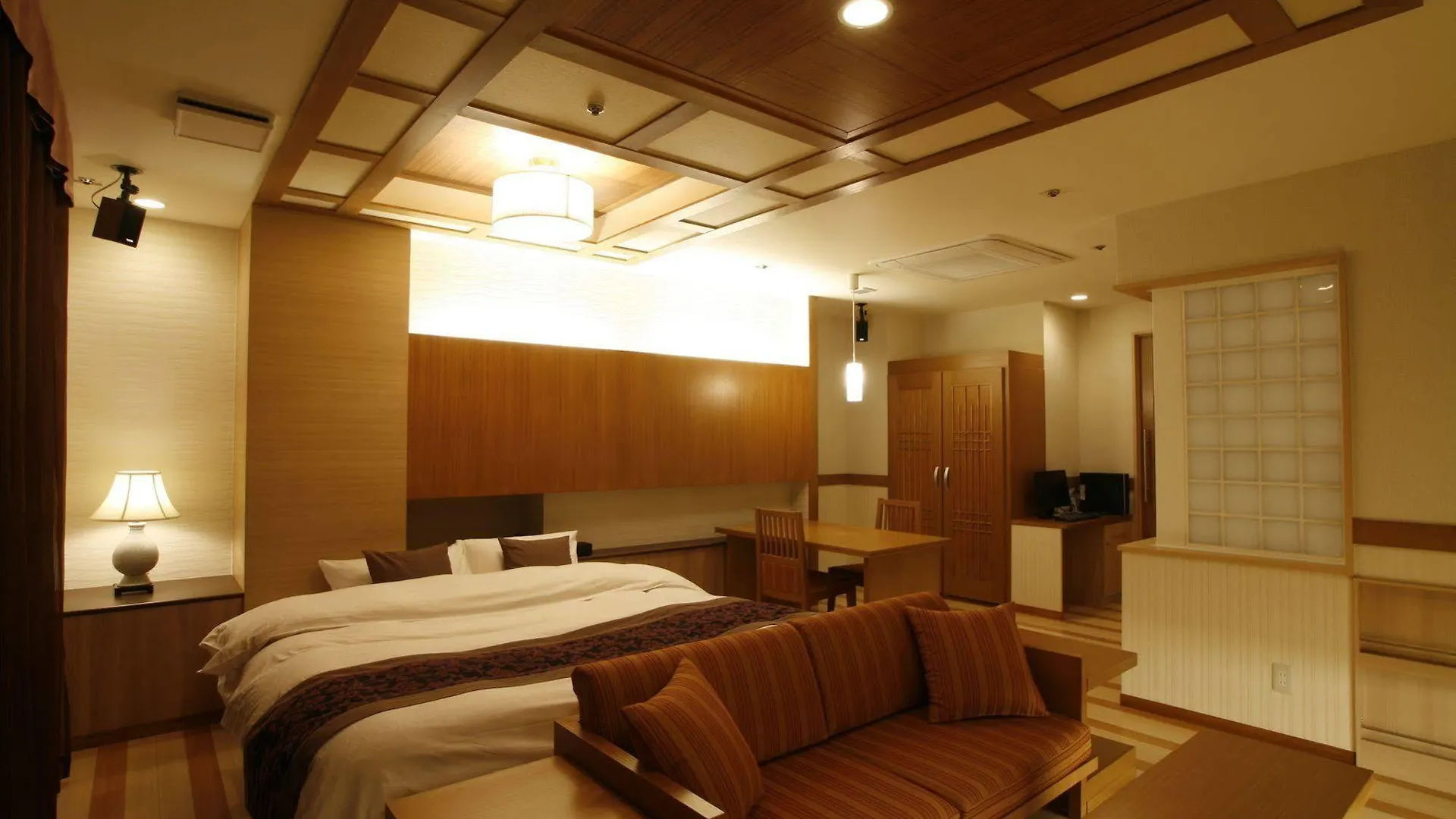 *** ホテル ホテル　アンド　スパ　ロータス（大人専用） 京都市 日本