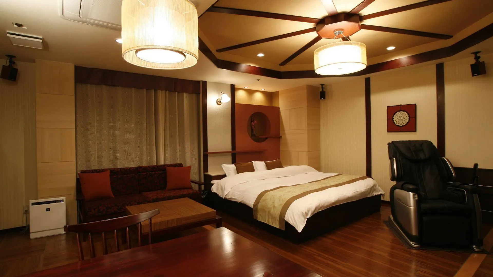 ホテル　アンド　スパ　ロータス（大人専用） 京都市